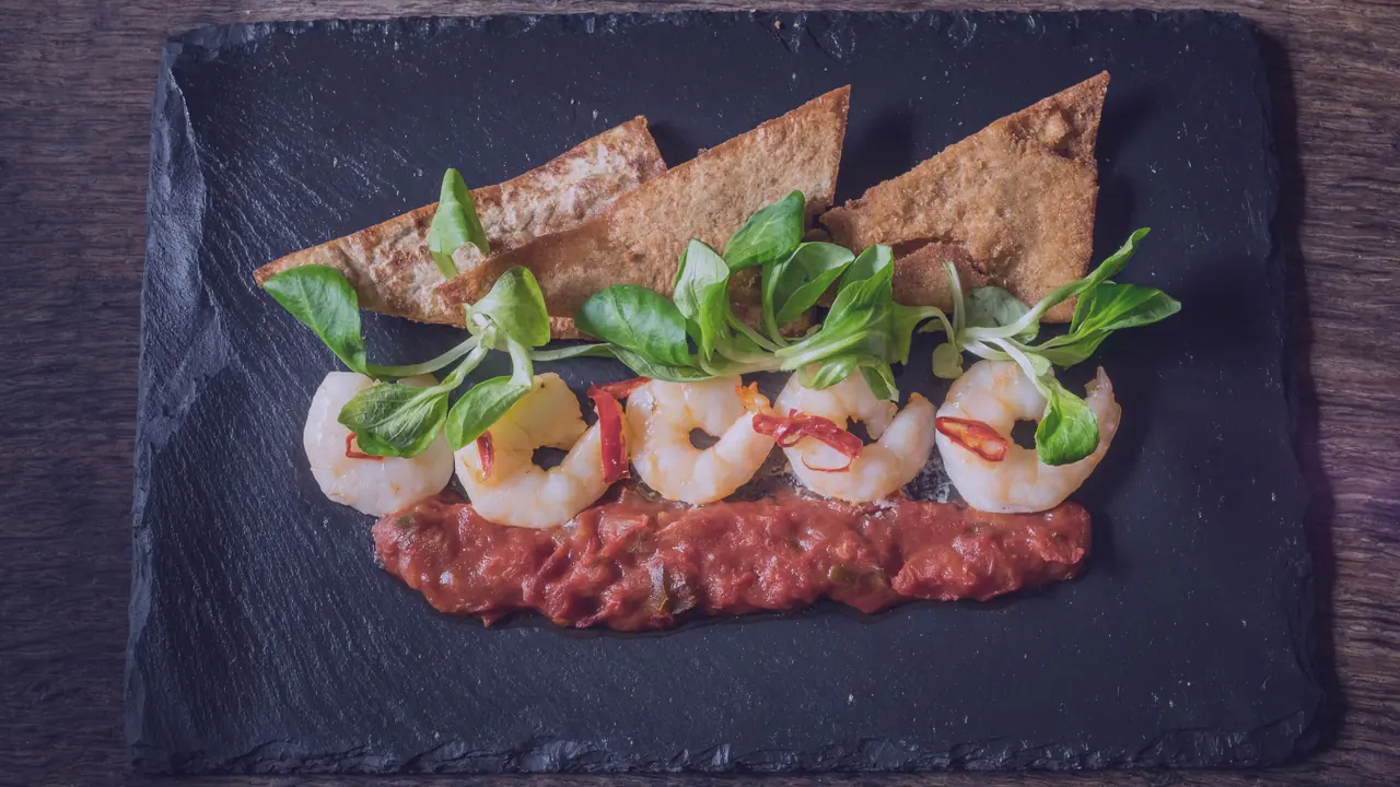 A plated starter on slate